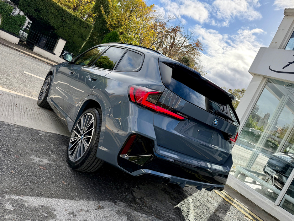 2023 BMW X1 - image 8