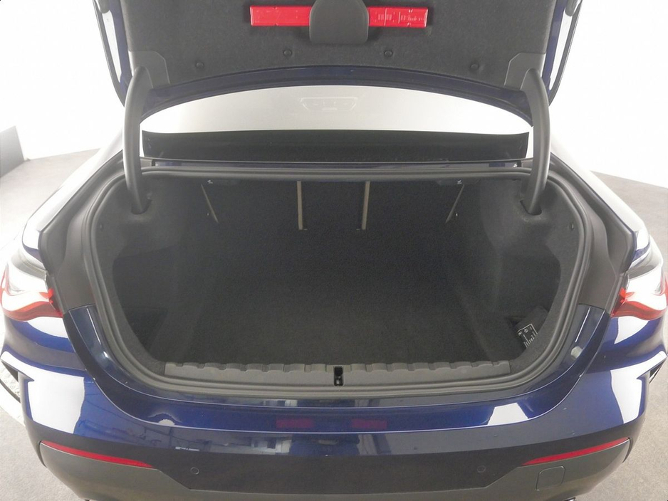 2023 BMW 4 Series - image 11