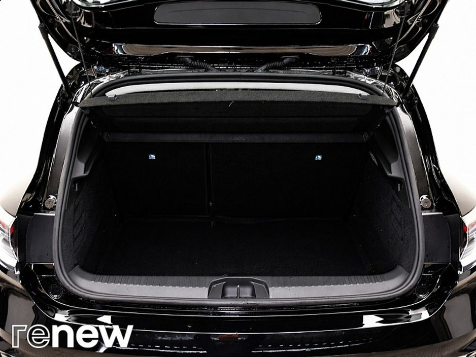 2025 Renault Clio - image 12