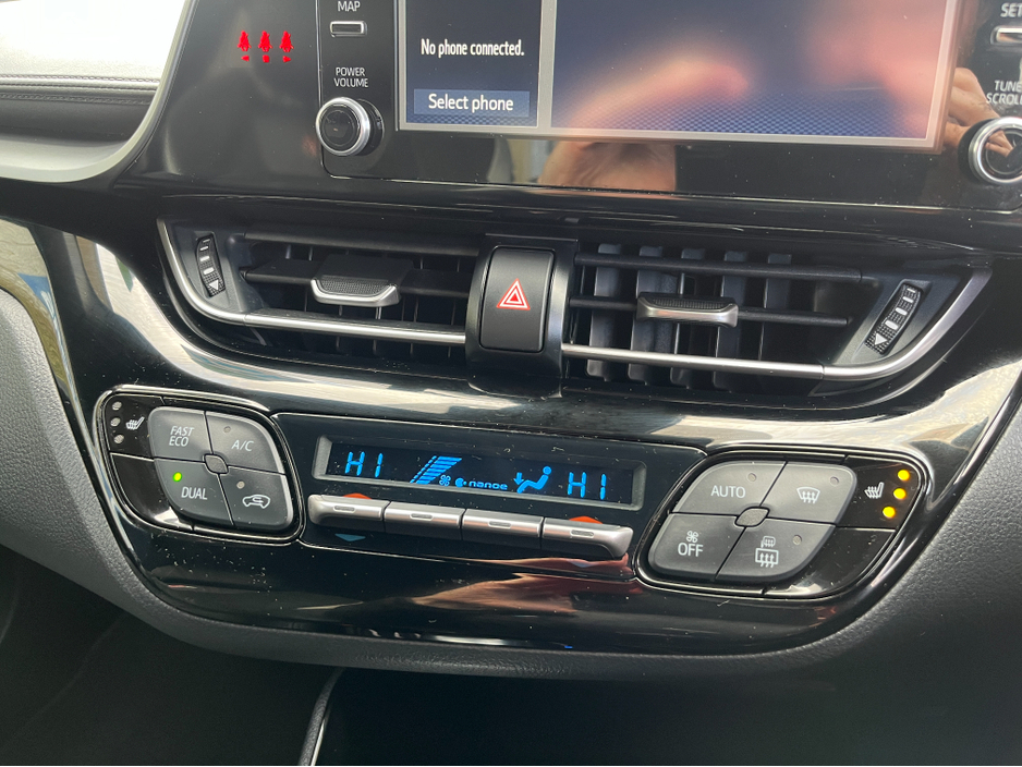 2022 Toyota C-HR - image 18