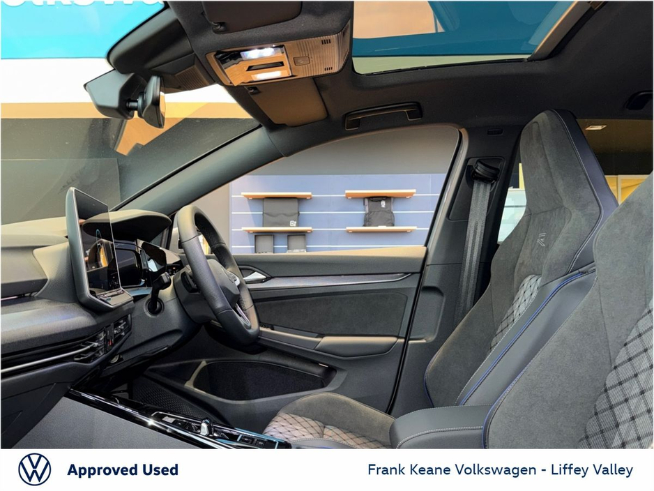 2026 Volkswagen Golf - image 4