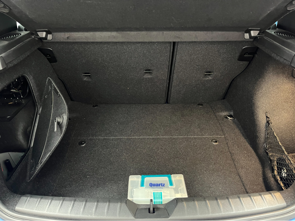 2017 BMW 1 Series - image 8