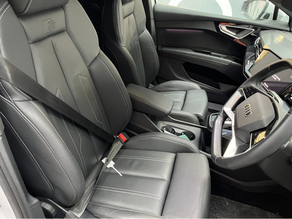 2023 Audi Q4 e-tron €35950 2023 AUDI Q4 E-TRON SPORTBACK 40 SLINE ELECTRIC AUTOMATIC / CRUISE CONTROL / 360° PARKING CAMERA / ELECTRIC MEMORY HEATED REAR & FRONT SEATS / PADDLE SHIFTERS / APPLE CARPLAY / AMBIENT LIGHTS €35,950