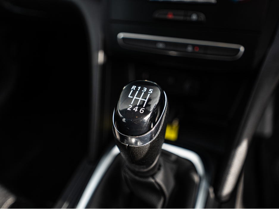 2019 Renault Megane - image 24