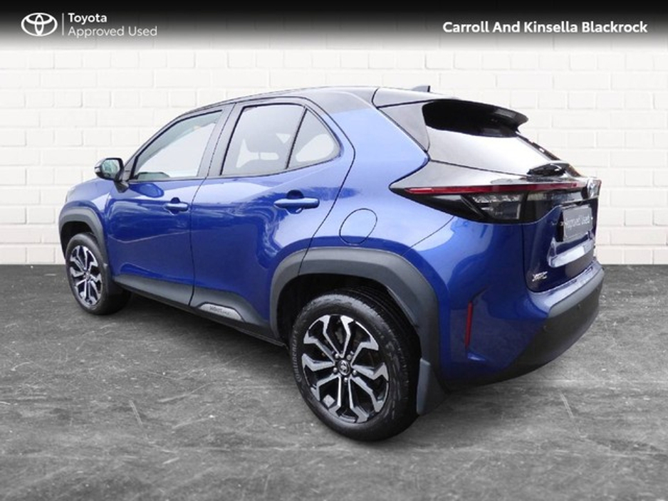 2022 Toyota Yaris Cross Hybrid Luna Sport €27,950