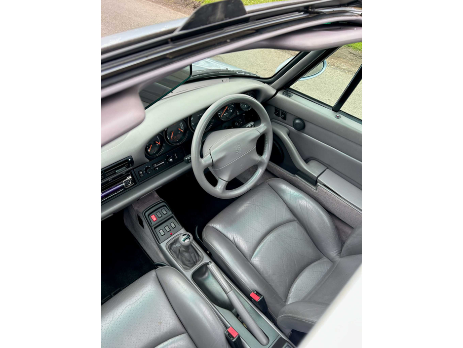 1995 Porsche 911 - image 23