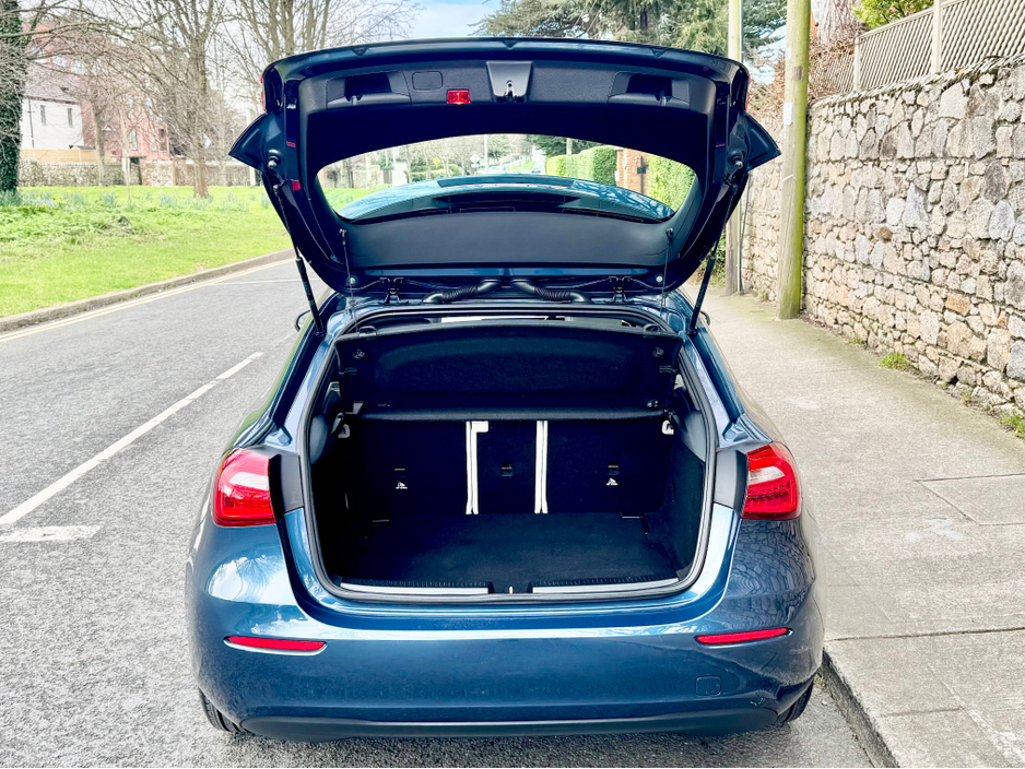 2019 Mercedes-Benz A Class - image 14