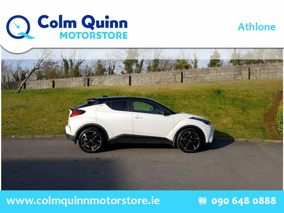 2022 Toyota C-HR - image 2