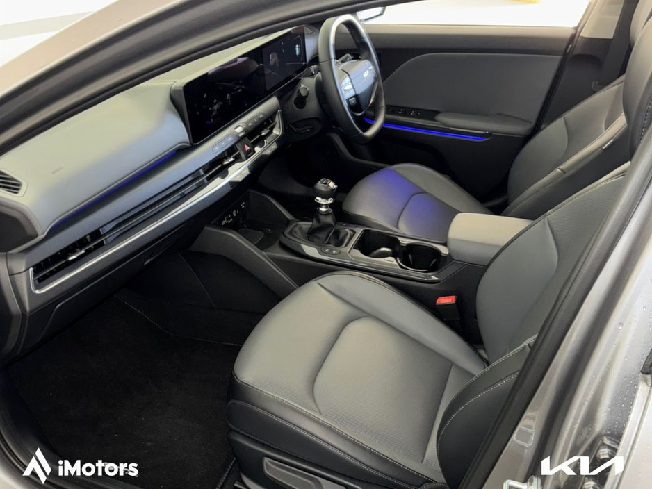 2026 Kia K4 - image 12