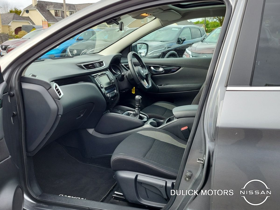 2020 Nissan Qashqai - image 9