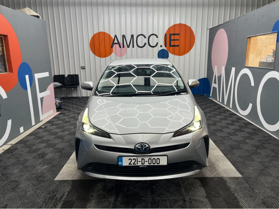 2022 Toyota Prius - image 6