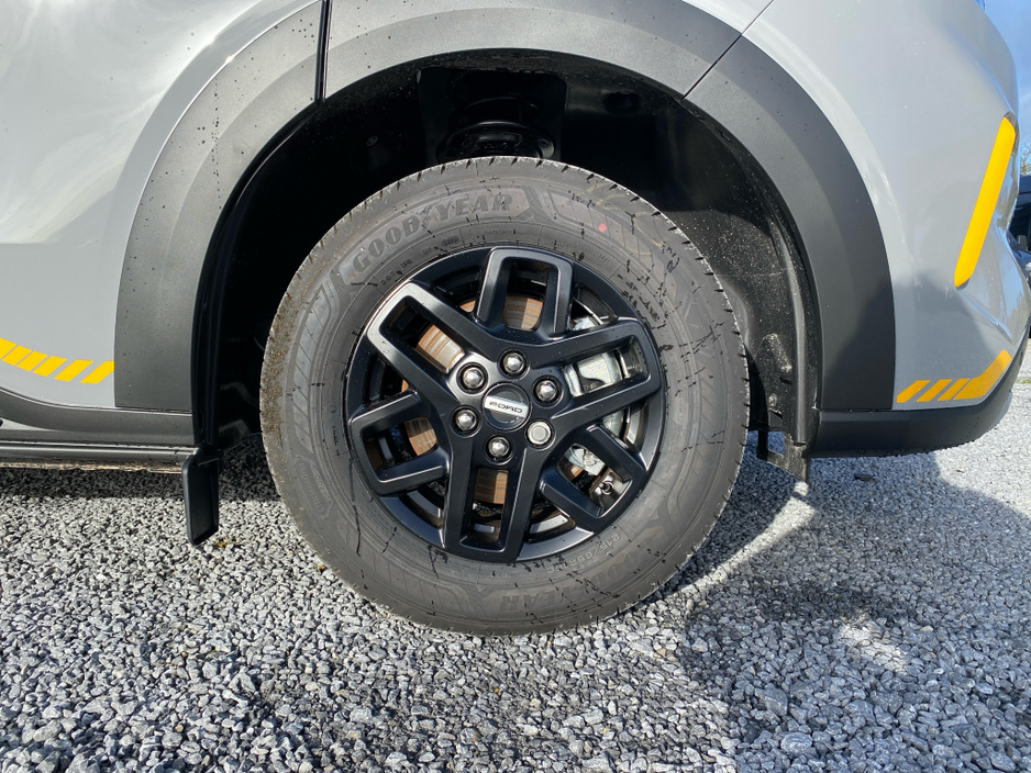 2026 Ford Transit Custom - image 16