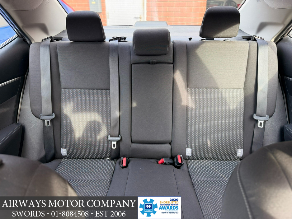 2016 Toyota Corolla - image 14