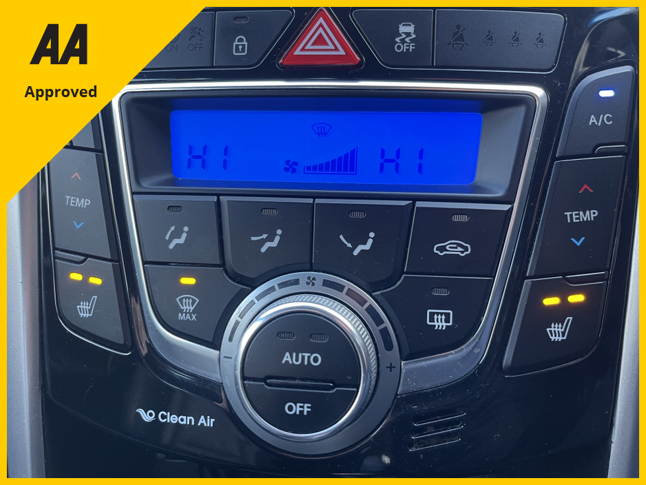 2015 Hyundai i30 PREMIUM BLUE DRIVE €6,950