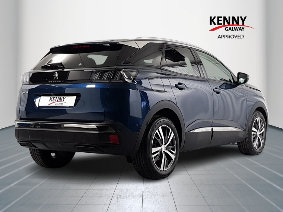 2021 Peugeot 3008 - image 7