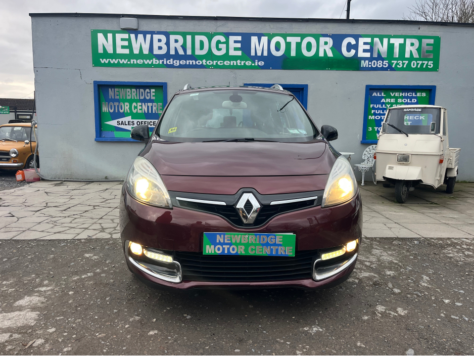 2014 Renault Grand Scenic - image 3