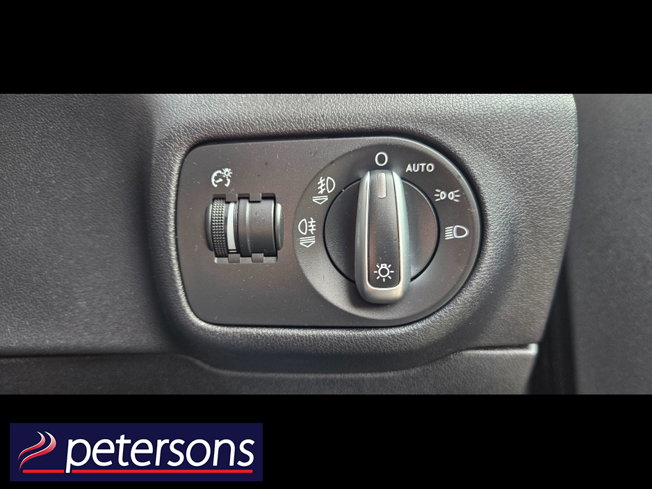 2012 Audi A1 - image 31