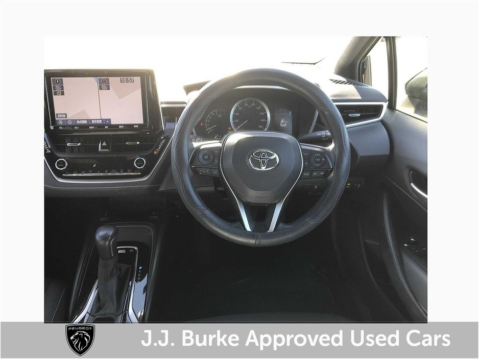 2019 Toyota Corolla - image 9