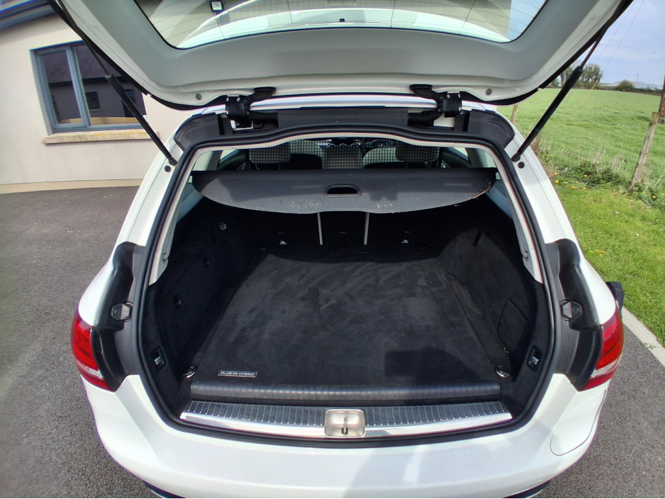 2016 Mercedes-Benz C Class - image 14