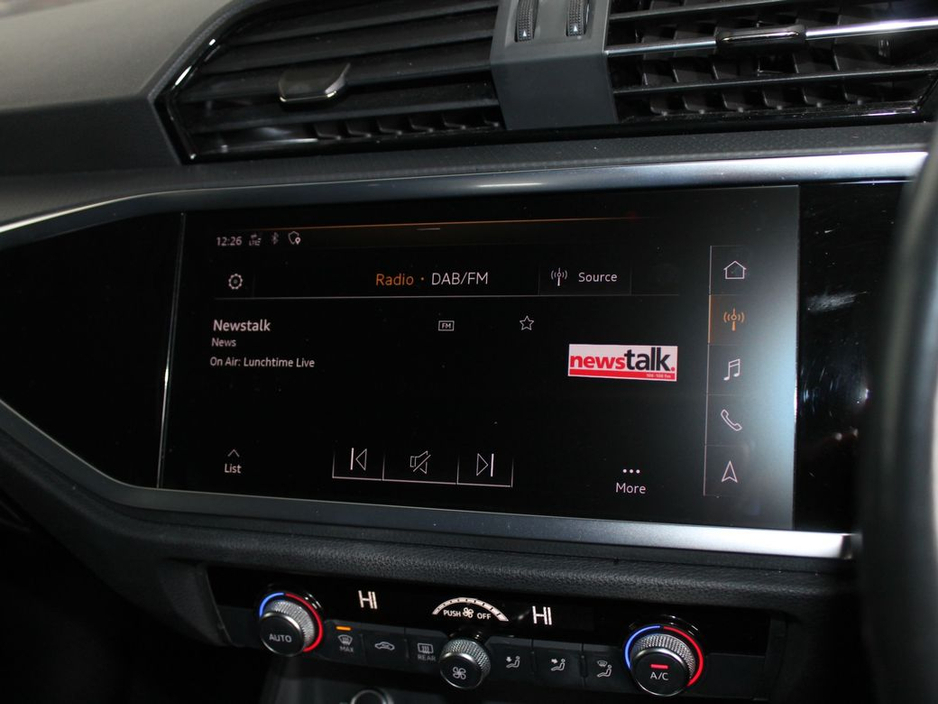 2019 Audi Q3 - image 17