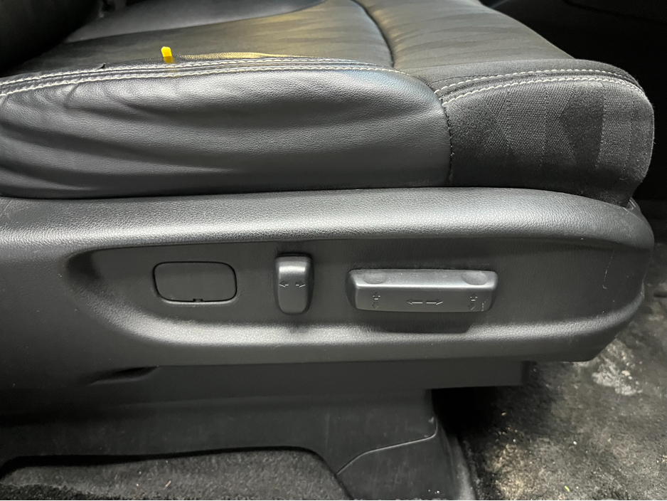 2020 Honda Odyssey €28950! 2020 HONDA ODYSSEY HYBRID ABSOLUTE EX SENSING 2.0 AUTOMATIC / CRUISE CONTROL / REVERSE CAMERA / ELECTRIC HEATED SEATS / POWER SLIDING SEATS €28,950