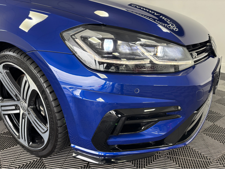 2019 Volkswagen Golf - image 8