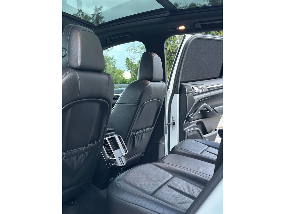 2012 Porsche Cayenne 3.0 V6 5DR 2ST €21,995