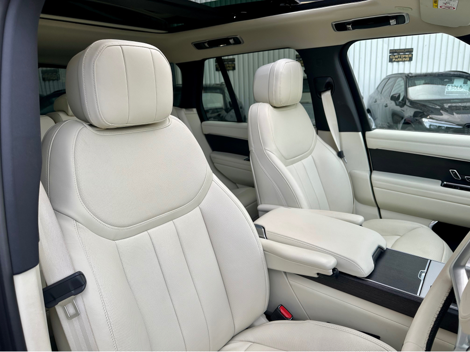 2025 Land Rover Range Rover ++SOLD++ ++V HIGH SPEC++ 3.0 P460E HSE Panoramic Sunroof