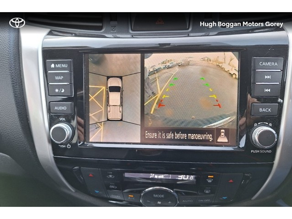 2019 Nissan Navara - image 18