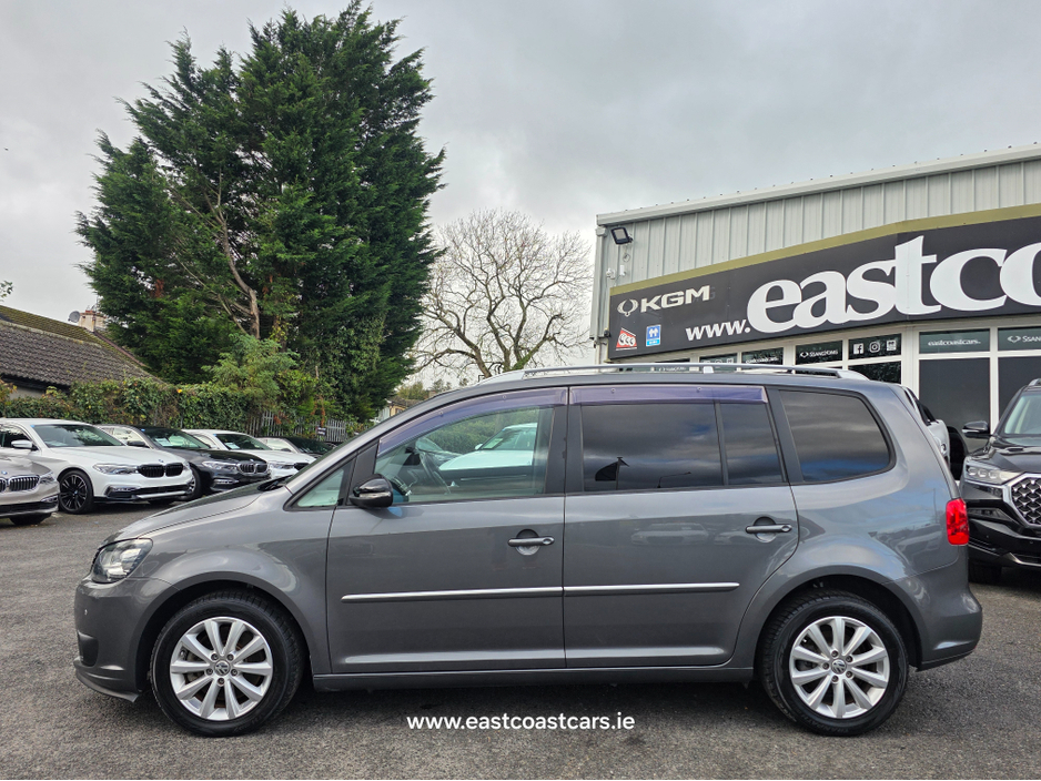 2012 Volkswagen Touran 7 SEATER * HIGHLINE ALCANTARA SEATS * REVERSING CAMERA * SIMI DEALER - SPECIALISING IN IMPORTS OF JAP AUTOMATIC HI SPEC BLUEMOTION // LARGE TOUCH SCREEN // €10,500