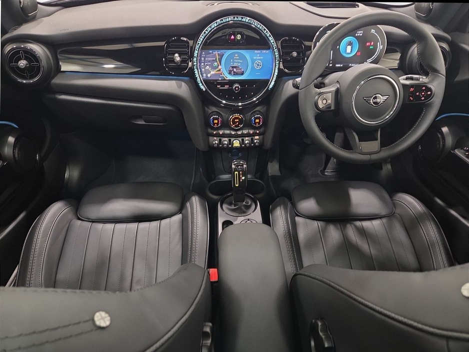 2023 MINI Hatch Electric Level 3 €24,950