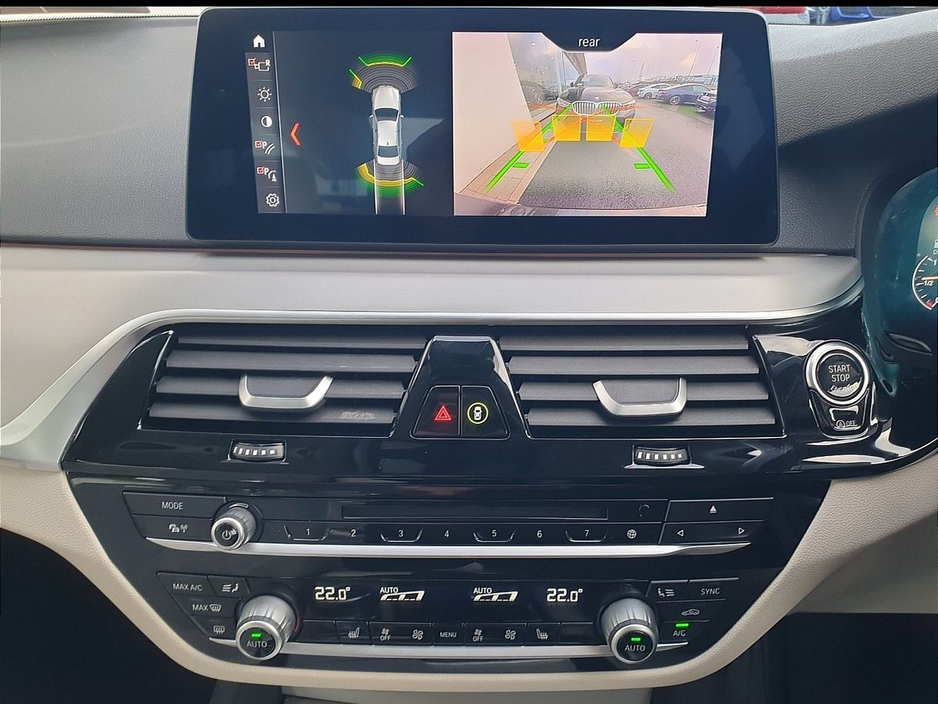 2019 BMW 5 Series 520d SE Auto €27,995