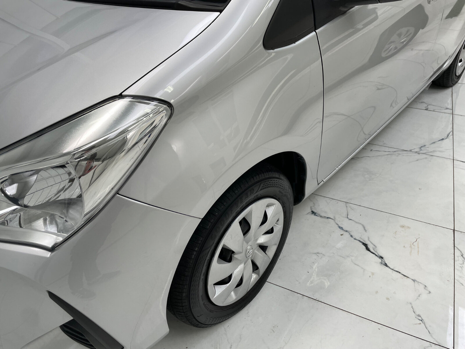 2019 Toyota Yaris - image 11