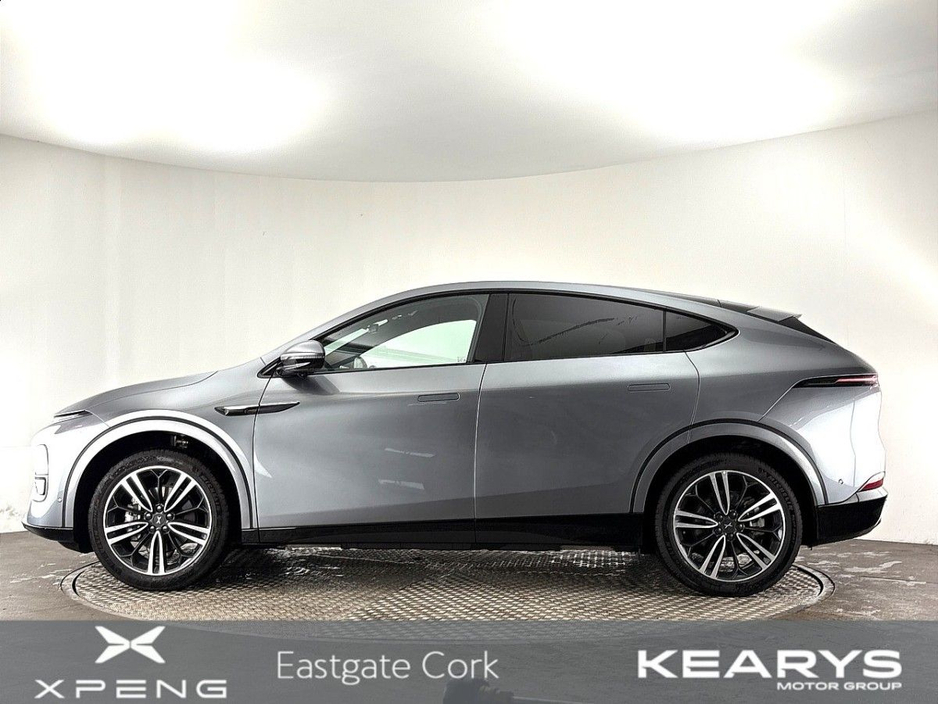 2025 Xpeng G6 - image 4