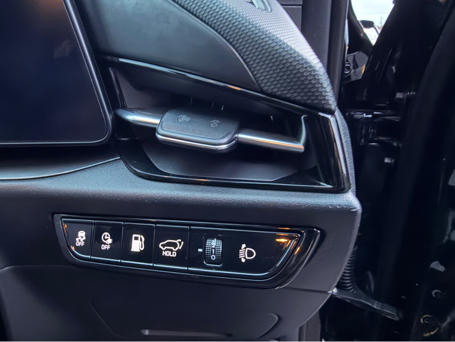 2024 Kia Niro - image 12