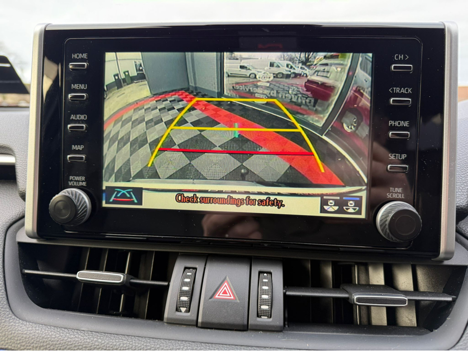 2021 Toyota Rav4 RAV4 PETROL HYBRID DYNAMIC , Only 57k , Heated Leather Seats , Sat-Nav , Reverse Camera , Cruise Control , Dual Zone Climate control , Fully Serviced & Fresh NCT , Finance €85 p/w & €15,950 deposit . €33,950