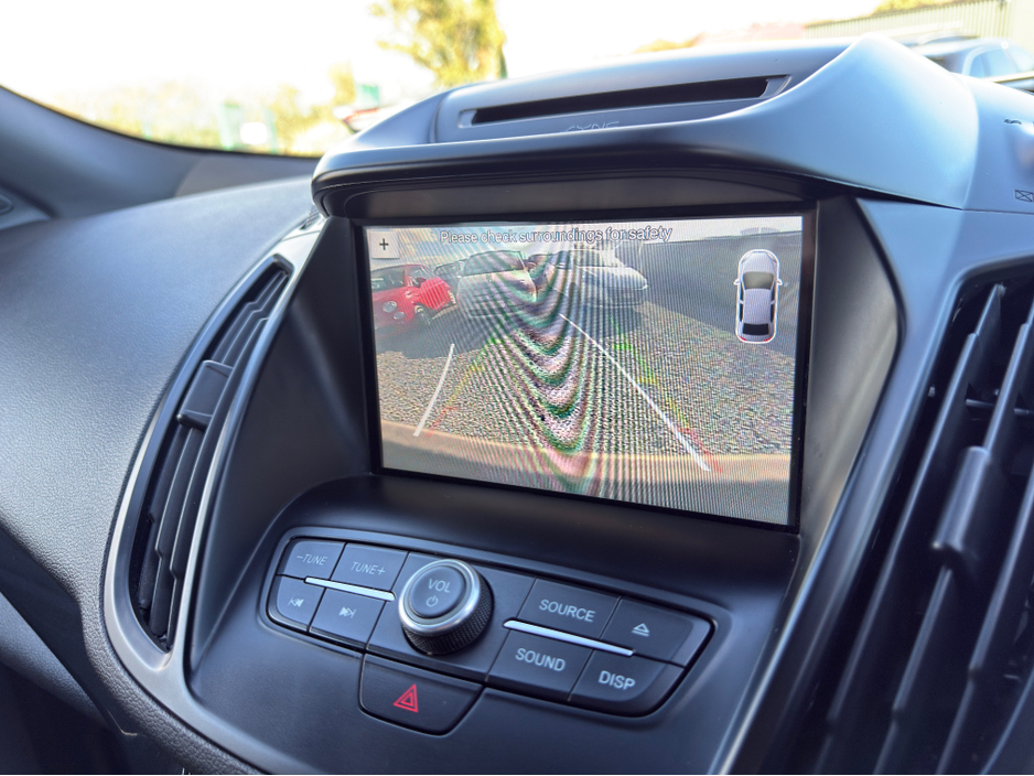 2017 Ford Kuga - image 22