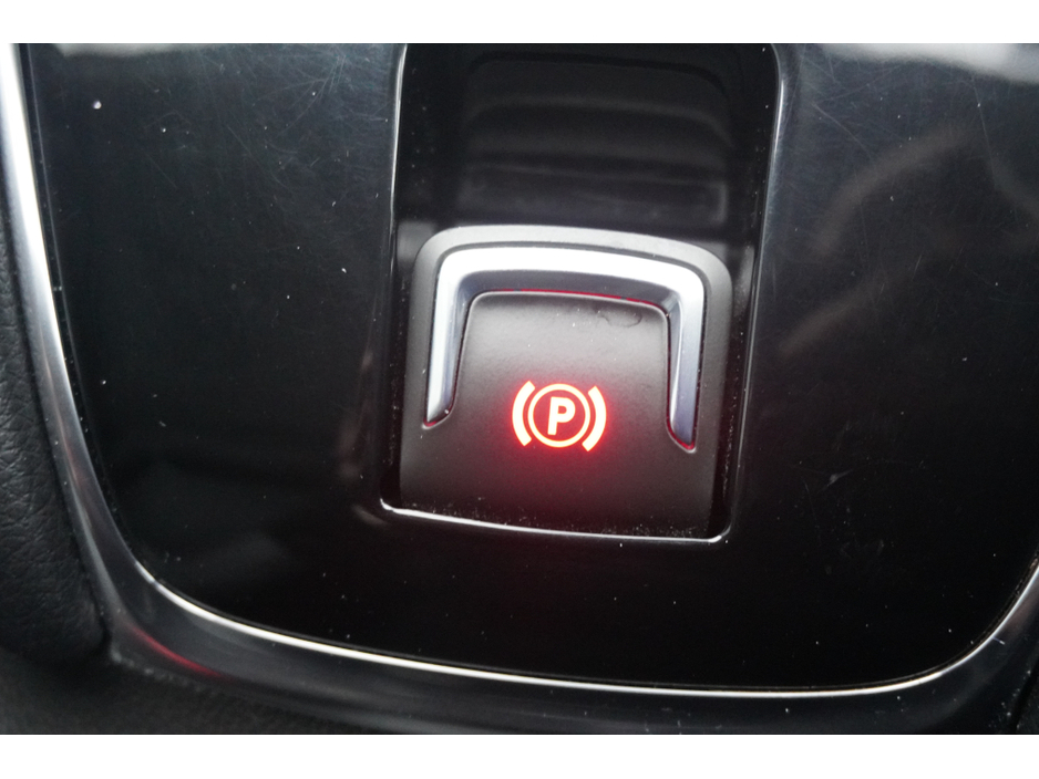 2023 Opel Grandland - image 23