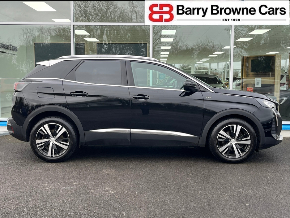 2023 Peugeot 3008 - image 11