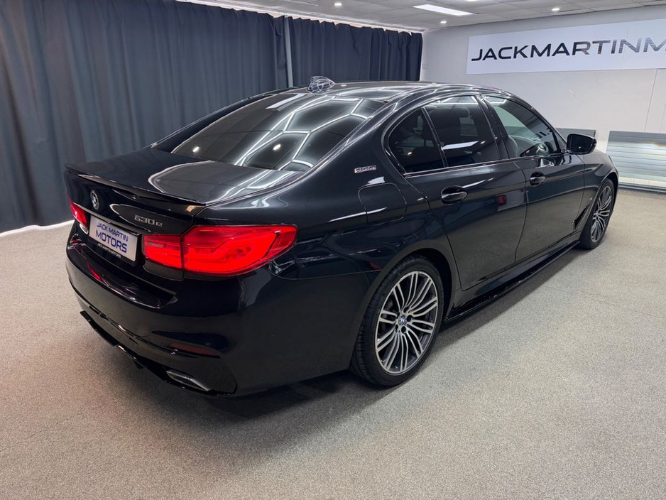 2019 BMW 5 Series - image 14