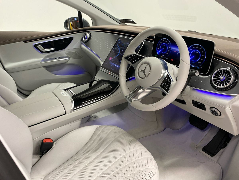 2026 Mercedes-Benz EQE - image 9