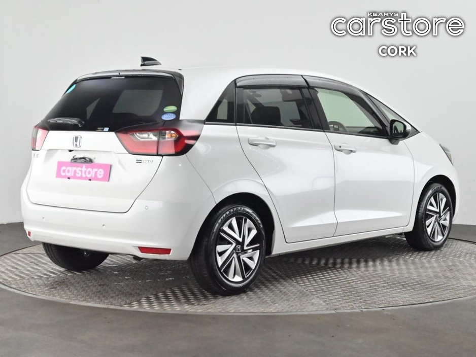 2020 Honda Fit - image 5