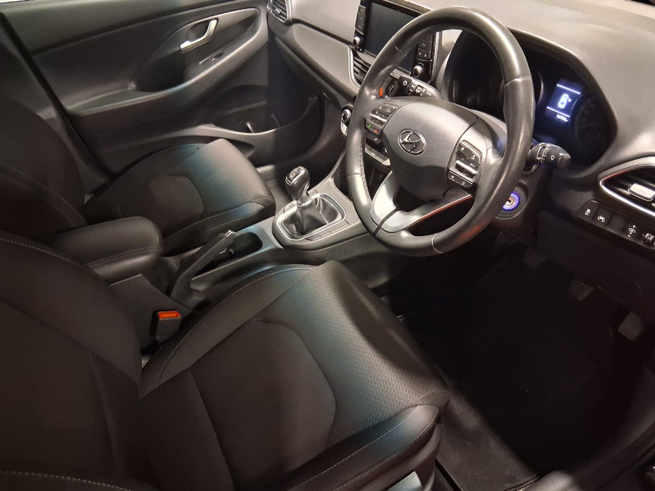 2018 Hyundai i30 - image 3