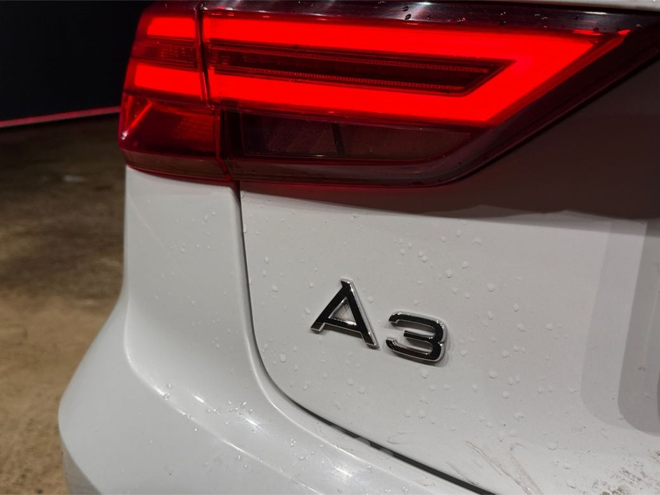 2017 Audi A3 - image 10