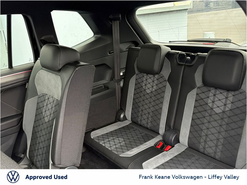 2023 Volkswagen Tiguan Allspace - image 23