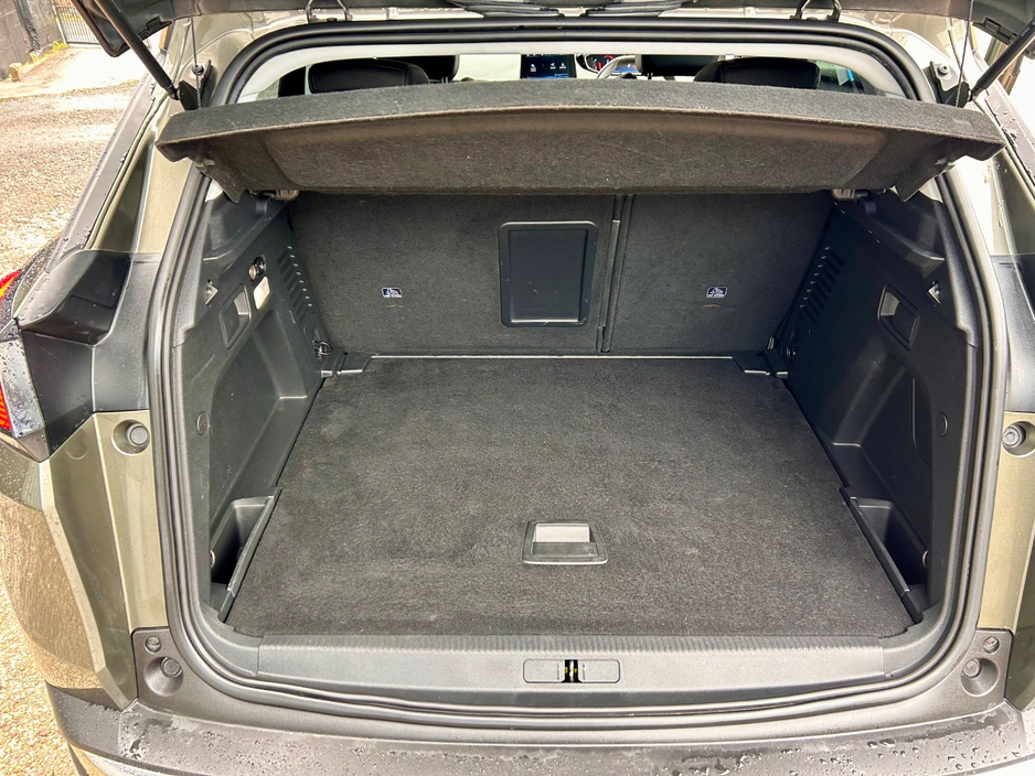 2017 Peugeot 3008 - image 18