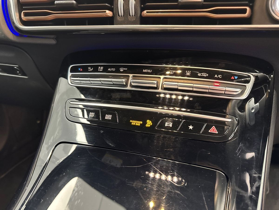 2022 Mercedes-Benz EQC - image 17