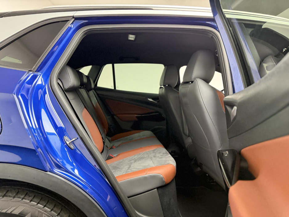 2021 Volkswagen ID.4 - image 11
