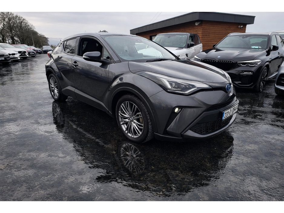 2023 Toyota C-HR - image 5
