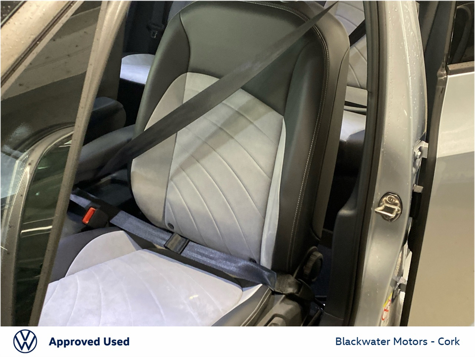 2023 Volkswagen ID.3 58KWH 204BHP LIFE PRO AUTOMATIC €23,995